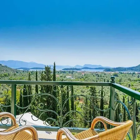 Villa Rachi Sleeps 8 Pool Air Con Wifi Vathi (Meganisi)