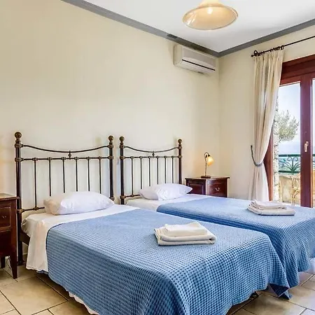 Rachi Sleeps 8 Pool Air Con Wifi Villa Vathi (Meganisi)